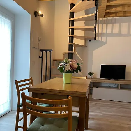 Tra Monti E Apartment *