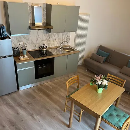 Tra Monti E * 레코