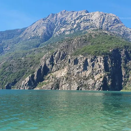 Tra Monti E Apartment Ballabio