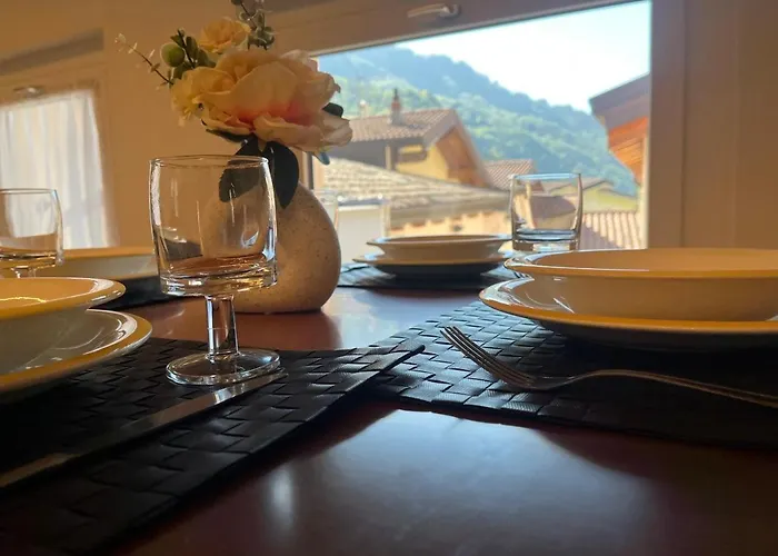 Lägenhet Tra Monti E Lecco